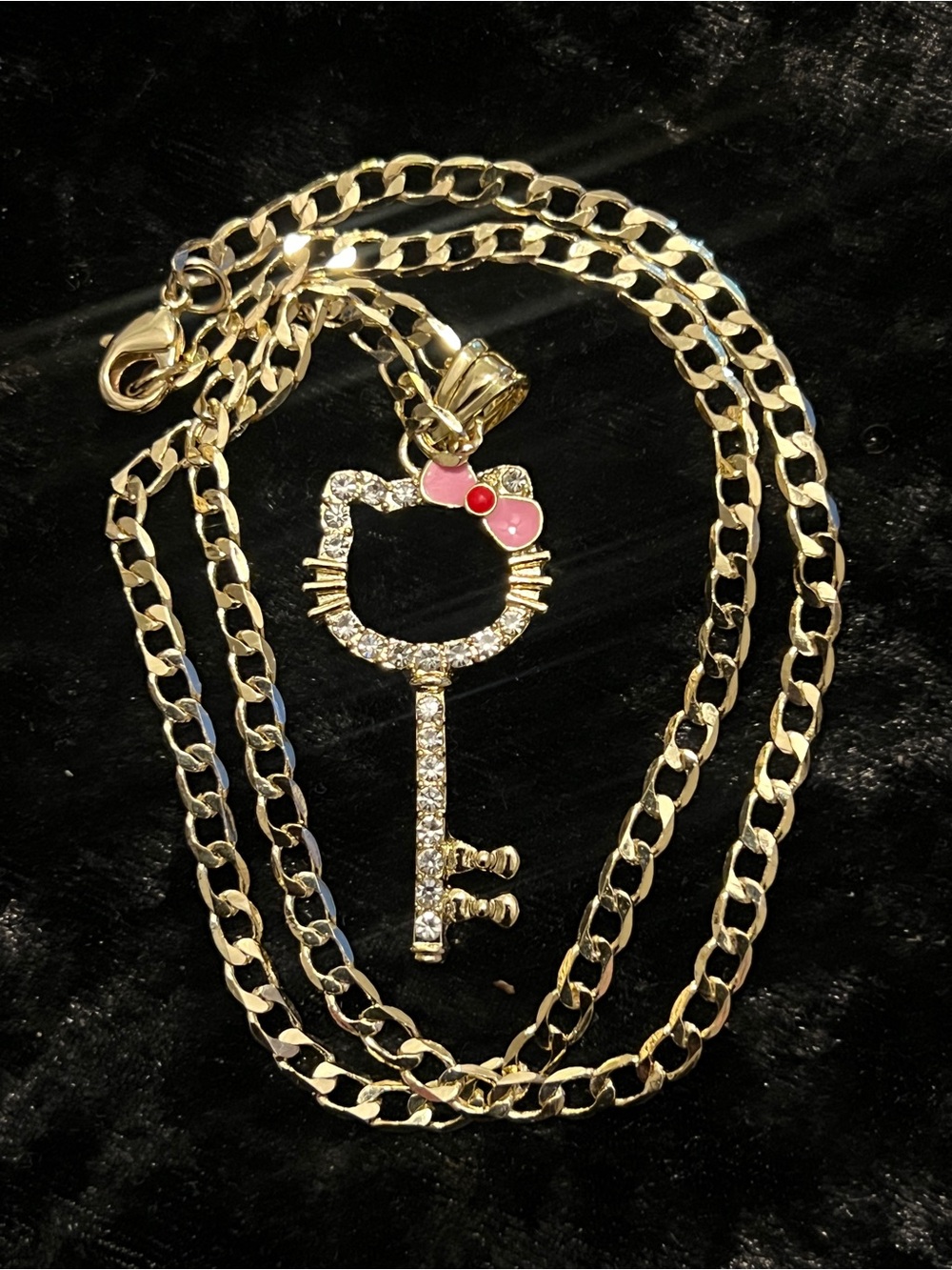 Hello Kitty Key Pendant